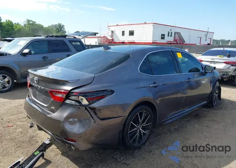 2024 Toyota Camry Se из США, поврежденный, VIN 4T1T11AK9RU857211